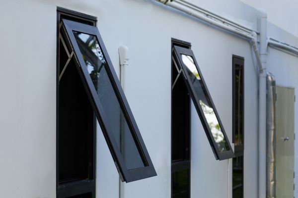 Cost of Tilt Window Installation in Middleburg